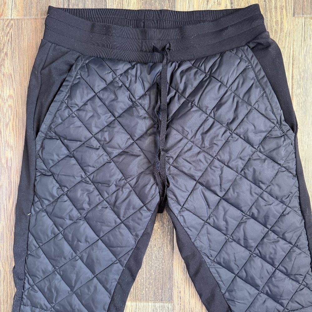 Alo Yoga Black Quilted Joggers – Women’s Small (No Tag)